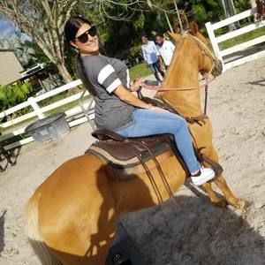 Meet your Posher, Joanna